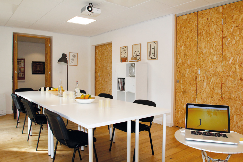 Salle de réunion – grande
